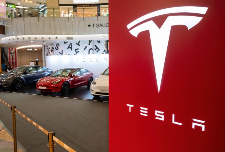 Tesla earnings: EV giant reports Q4 revenue and profit beat;
Cybertruck to begin production later this year