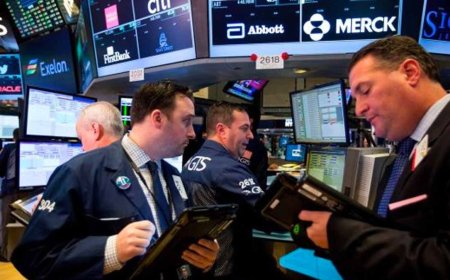 Live Updates: Dow Jones Futures Slip Amid Disney's Slump and Inflation Concerns
