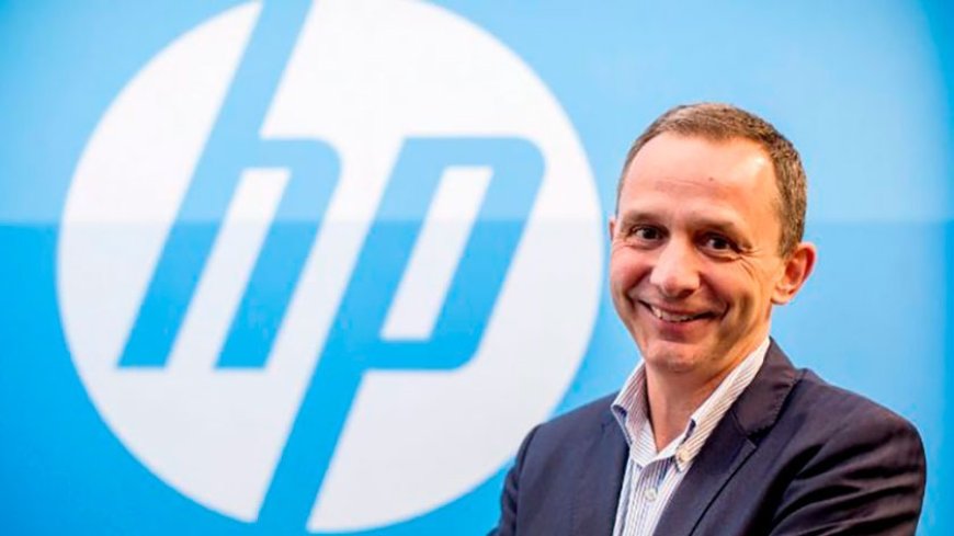 HP CEO Forecasts AI-Driven Revolution in Computers Within Two Years
