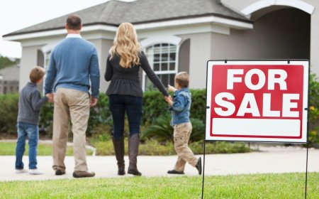 Surging Mortgage Rates Compound Housing Crisis, Posing Challenges for Home Buyers