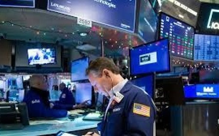 Tesla and Apple Grab Spotlight in Shifting Stock Market Rally: Key Strategies for Investors