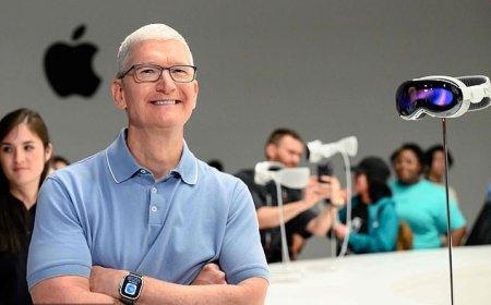 Apple Achieves Historic $3 Trillion Market Cap Amidst Continued 2023 Tech Rally