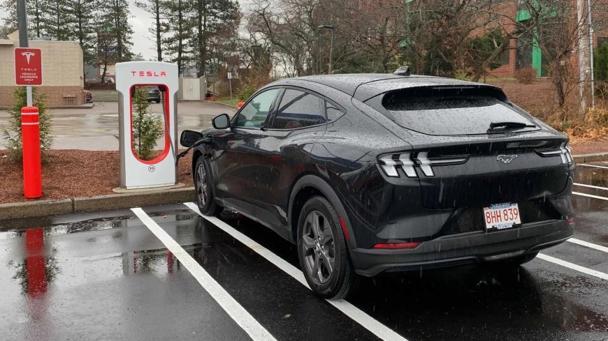 Ford and Tesla Join Forces in Historic Charging Partnership, Electrifying the Automotive World