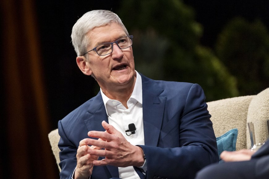 US Judge Dismisses Apple Lawsuit Over CEO Cook's China Sales Comment