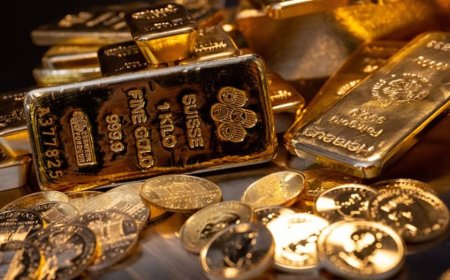 Gold Surges on Dovish ECB Comments, Bond Yield Retreat