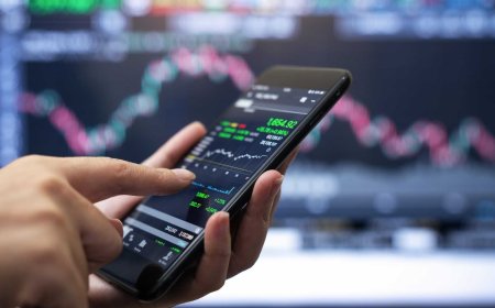 Consumer Confidence and Stock Market Surge Fuel Economic Optimism