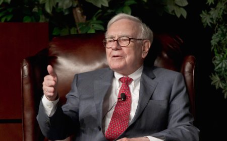 Warren Buffett Remains Confident Despite Fitch's Credit Downgrade