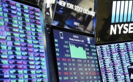 Target's Strong Earnings Propel S&P 500 and Dow; Fed Meeting Minutes Awaited
