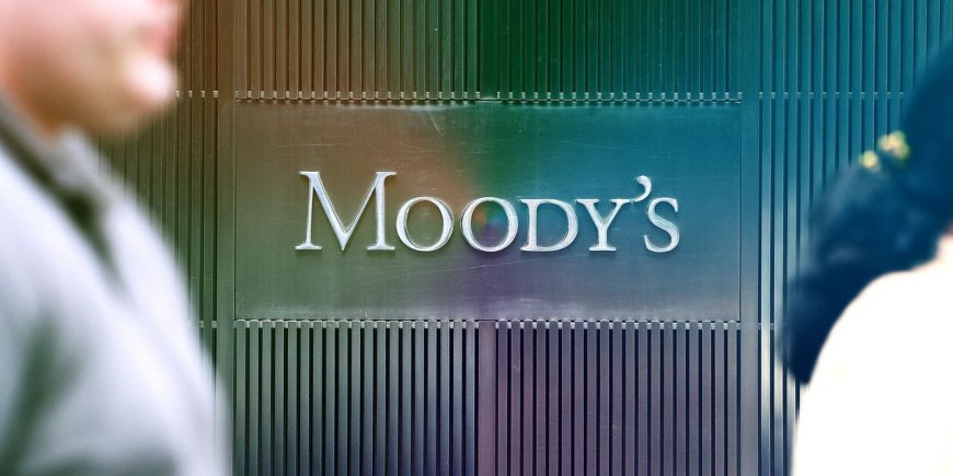 Moody’s Signals Potential Credit Downgrades for Six Major US Banks