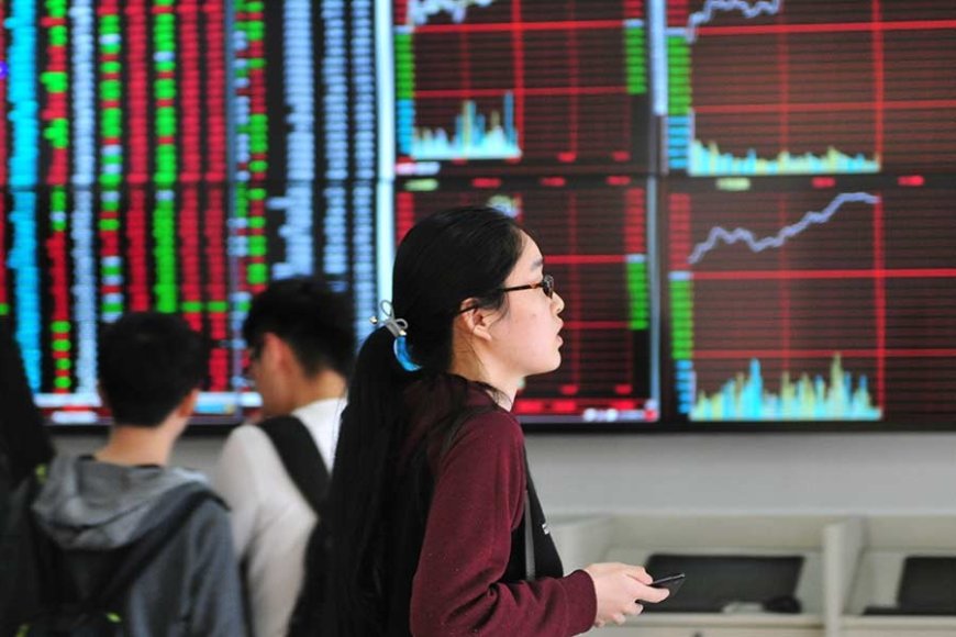 Chinese Mutual Fund Houses Inject $119 Million Amidst Stock Market Turbulence