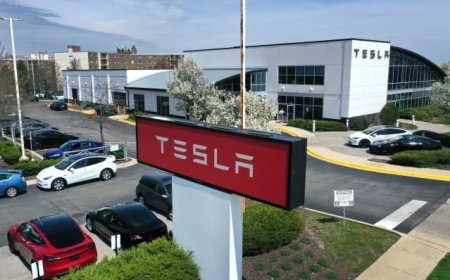 Labor Day Stock Sale: Tesla Leads Top 5 Stocks Nearing Buy Points
