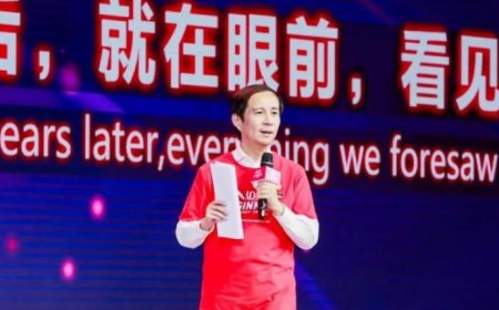 Surprise Resignation: Former Alibaba CEO Daniel Zhang Steps Down from Cloud Business