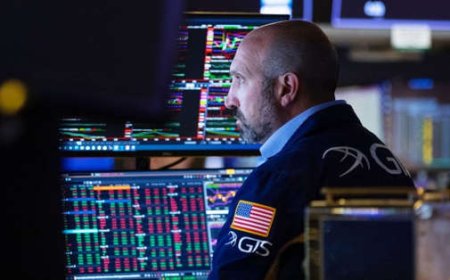 U.S. Futures Stabilize as Shutdown Threat Eases; China's Growth Forecast in Focus