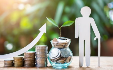 Simplify Your Retirement Finances with These Easy Money Management Tips