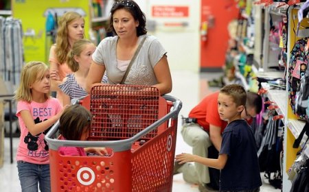 Surprise Surge: Shoppers Boost September Retail Sales in the US