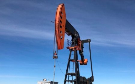 Oil Prices Drop Due to Middle East Conflict and Economic Concerns