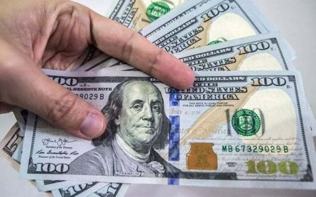 Forex Dollar Gains Ground on Strong U.S. Growth, Yen Struggles Ahead of BOJ Meeting