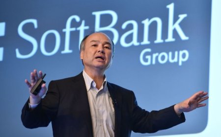 SoftBank Raises $800 Million in Japan's First Bond-Type Share Listing
