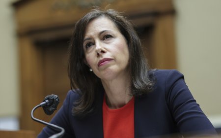FCC Chair Proposes Ban on Early-Termination Fees for Cable and Satellite TV Providers