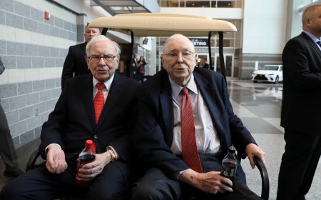 Charlie Munger, Longtime Partner of Warren Buffett and Investing Legend, Passes Away at 99