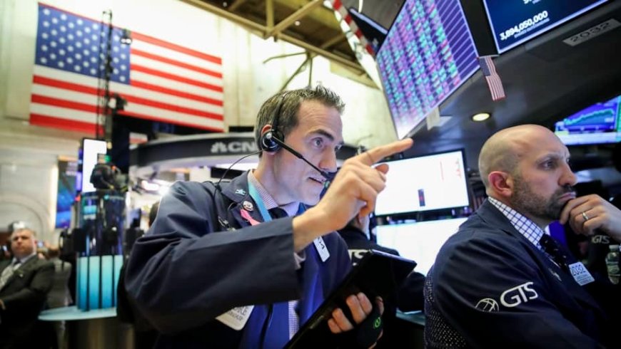 Wall Street Rebounds with Support from Megacap Stocks Amid Fed Focus
