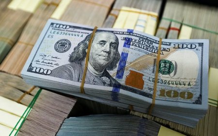 U.S. Current Account Deficit Narrows to a Two-Year Low in Q3