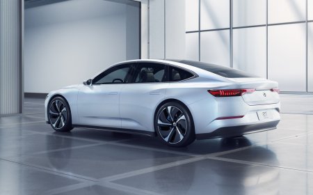 Nio's New Electric Car Takes On Luxury Rivals Maybach and Panamera
