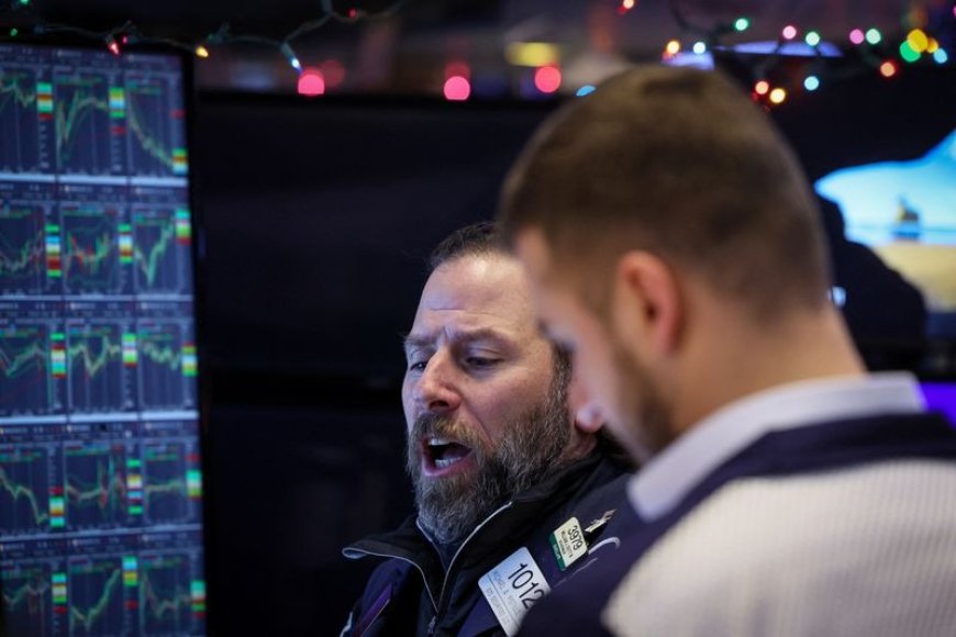 Wall Street Gets Ready for a Calm Start to the New Year