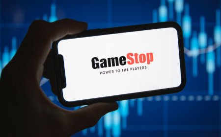 GameStop Shuts Down NFT Marketplace: Is the Crypto Buzz Fading?