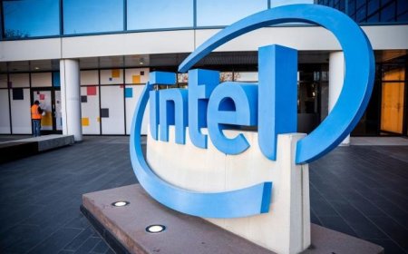 US Stock Market Faces Decline as Bleak Intel Outlook Casts Shadow on Tech Sector