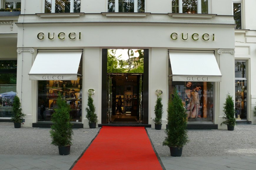 Gucci Owner, Kering SA, Invests $963 Million in Manhattan's Fifth Avenue Property