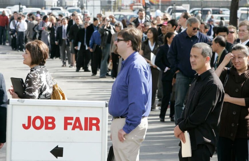 US Weekly Jobless Claims Decline Exceeds Expectations, Reflecting Labor Market Resilience