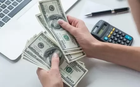 Forex Dollar Gains Momentum, Yen Weakens Ahead of Key Central Bank Meetings