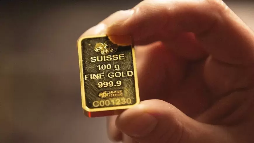 Gold Prices Edge Closer to All-Time High Amid Fed Speculation and Global Tensions