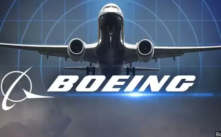 Boeing Plans Bond Sale Post Cash Burn and Credit Rating Cut