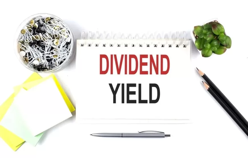 2 Ultra-High-Yield Dividend Stocks with Over 11% Returns Billionaires Are Investing In