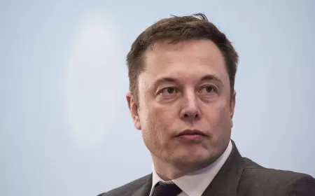 Tesla Investor Sues Elon Musk Over $7.5 Billion Stock Sale