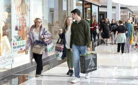 U.S. Inflation Holds Steady, Consumer Spending Inches Up: What It Means for Your Wallet