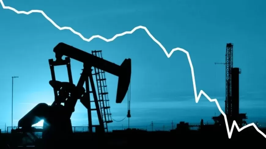 Oil Prices Slip as US Crude and Gasoline Stocks Surge