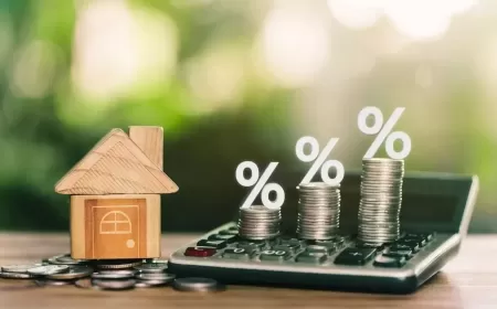 Mortgage Rates Spike Above 7%, Slowing Home Financing and Market Momentum