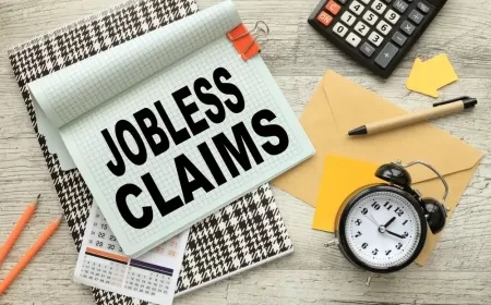 US Jobless Claims Rise, Signaling Labor Market Challenges Ahead