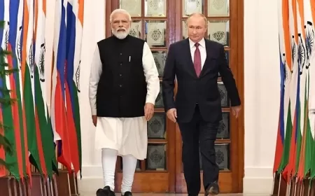Russia and India Forge Stronger Economic Bonds as Modi Visits Moscow