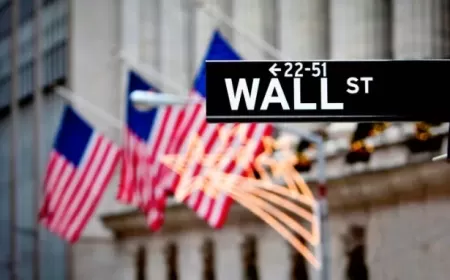 Global Stock Markets Drop After Wall Street Tech Selloff