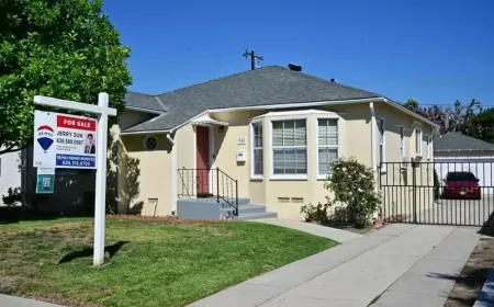 US Home Prices Hit Record High in June While Growth Slows