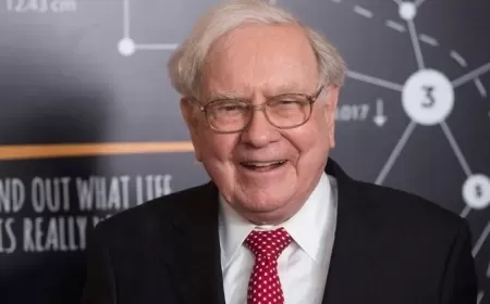 Tech Stocks Drop Due to AI Spending and Economic Worries; Eli Lilly and Berkshire Hathaway Perform Well