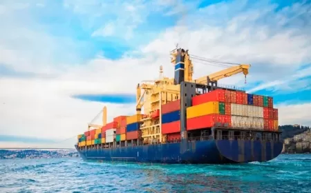 U.S. Trade Deficit Grows in July as Businesses Stock Up on Imports
