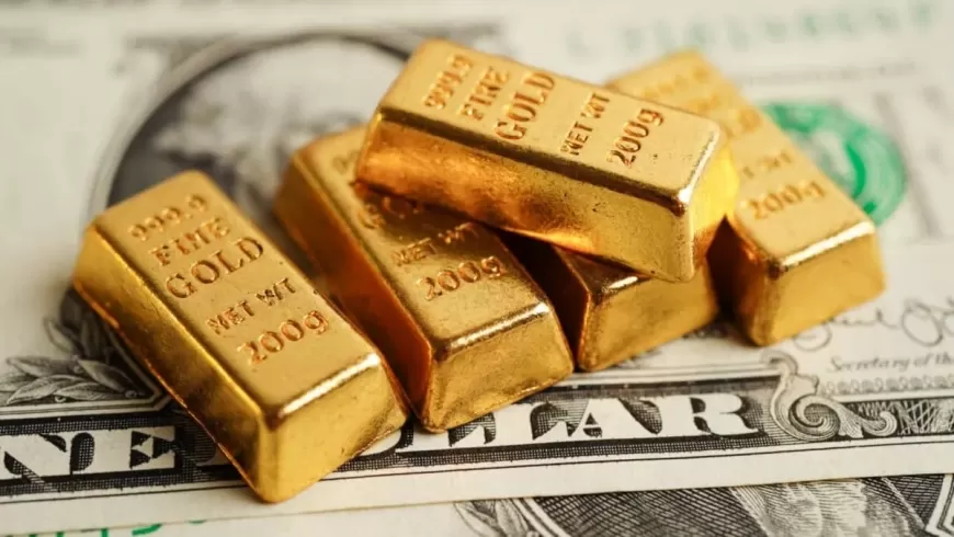 Gold Reaches Record High as Federal Reserve Poised for Rate Cut – What It Means for Investors