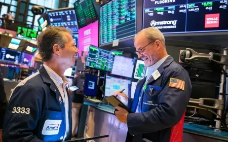 US Stock Market Live: Stocks Edge Lower as Investors Eye Key Jobs and Manufacturing Data