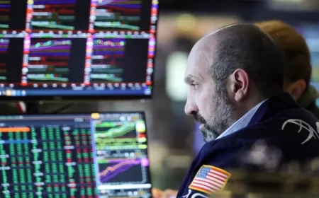 U.S. Equity Funds See Largest Weekly Outflow as Investors Await Election and Fed Decision
