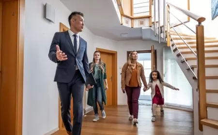 Home Contract Signings Rise for Third Month as Buyers Overcome Higher Rates